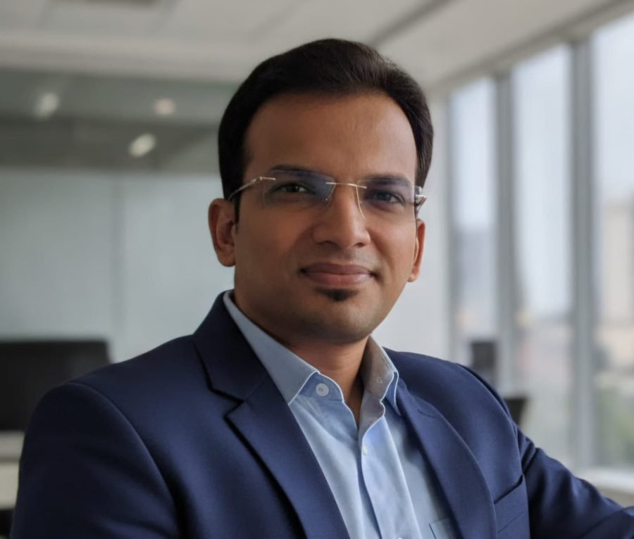 Dr Ashwin Khandge